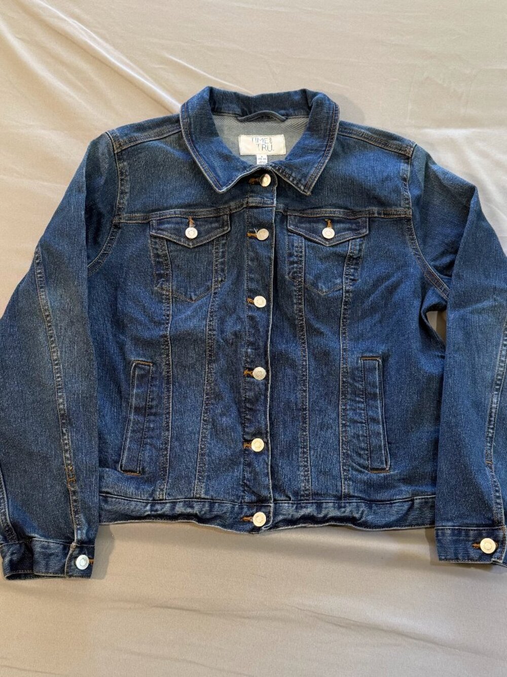 Time and Tru Women's Blue Stretch Denim Jean Jacket Size Large (12-14) EUC